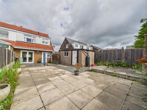 Photo 19- click for photo gallery